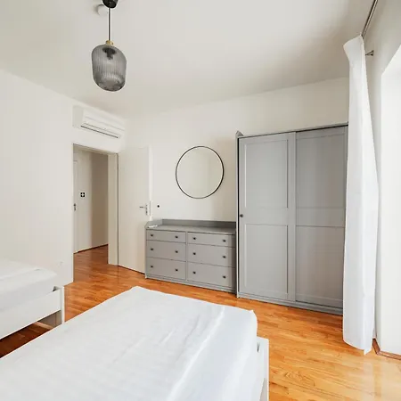 K&k Apartment